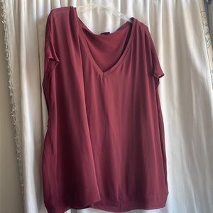 Size 3 maroon top - torrid
